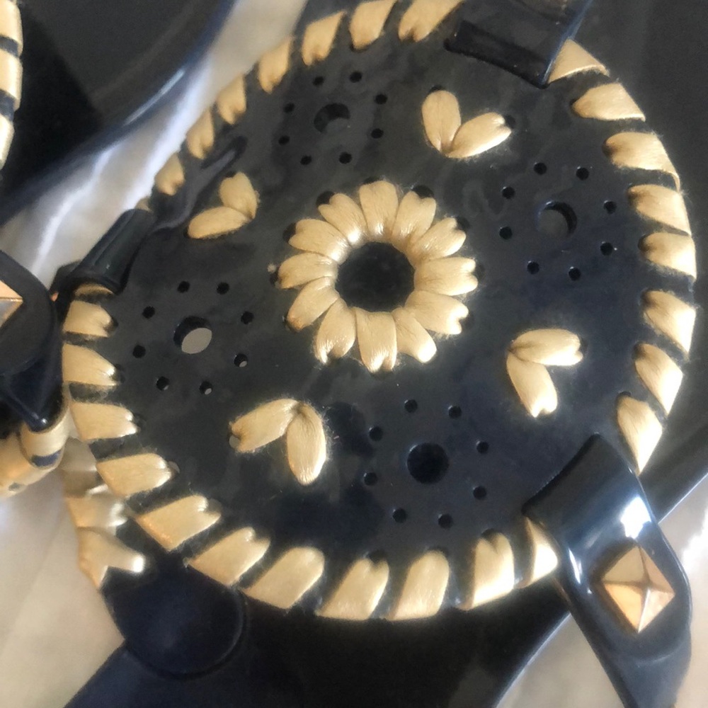 Jack Rogers - Picture 2 of 5